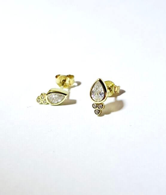 Gynaikeia-mikra-skoularikia