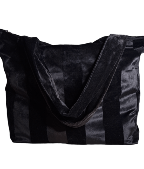 xeiropoihth-tsanta-gynaieia-beloudo