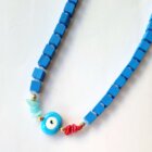 Kolie-me-ksilines-mple-xantres-kai-mataki